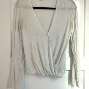 Delacy LA, vneck long sleeve, white, small